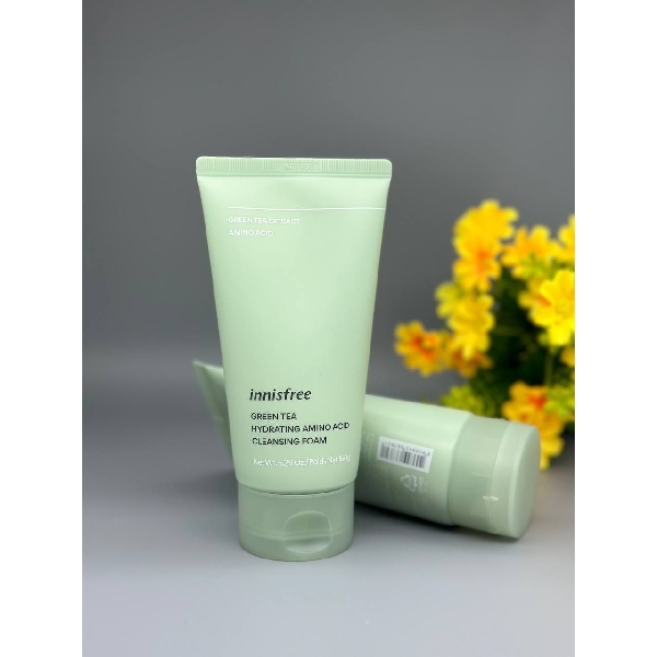 innisfree Green Tea Hydrating Amino Acid Cleansing Foam