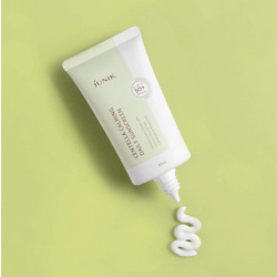 IUNIK Calming Daily Sunscreen
