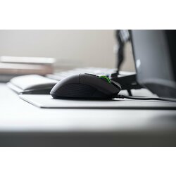 Razer Basilisk - Multi-color FPS Gaming Mouse