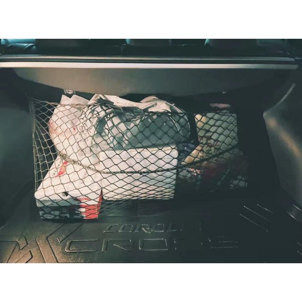 សំណាញ់ ដាក់អីវ៉ាន់ ក្នុងឡាន