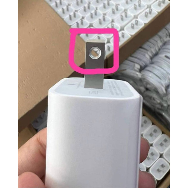 EP23-ដុំសាក iPhone 20W (Type C) ហ្ស៊ីនម៉ាស៊ីន