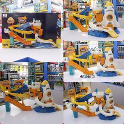  Playing Racing Set Airplane