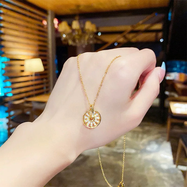 N31 Woman's Fashion Necklace ខ្សែកនារី