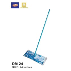 DM24-7" Dust Mop with Handle