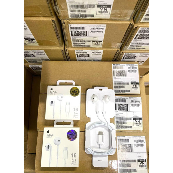 កាស 16pro max Type C-C ហ្ស៊ីនរោងចក្រ