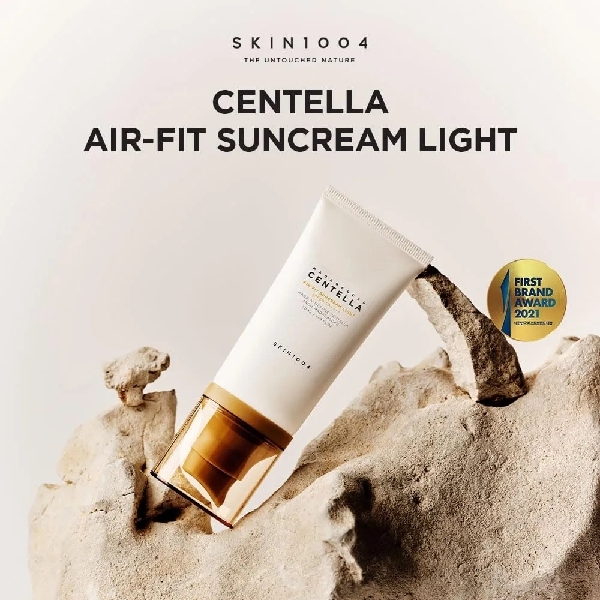 SKIN1004 Madagascar Centella Air-Fit Suncream Light SPF30