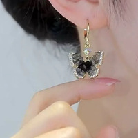 Woman's Fashion Earrings