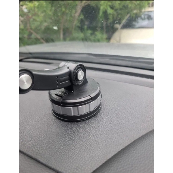 ជើងចាប់ទូរស័ព្ទ ក្នុងឡាន