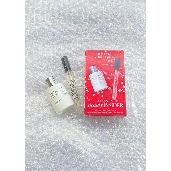 JULIETTE HAS A GUN Not A Perfume Gift Set Fragrances 8ml+5ml ទឹកអប់